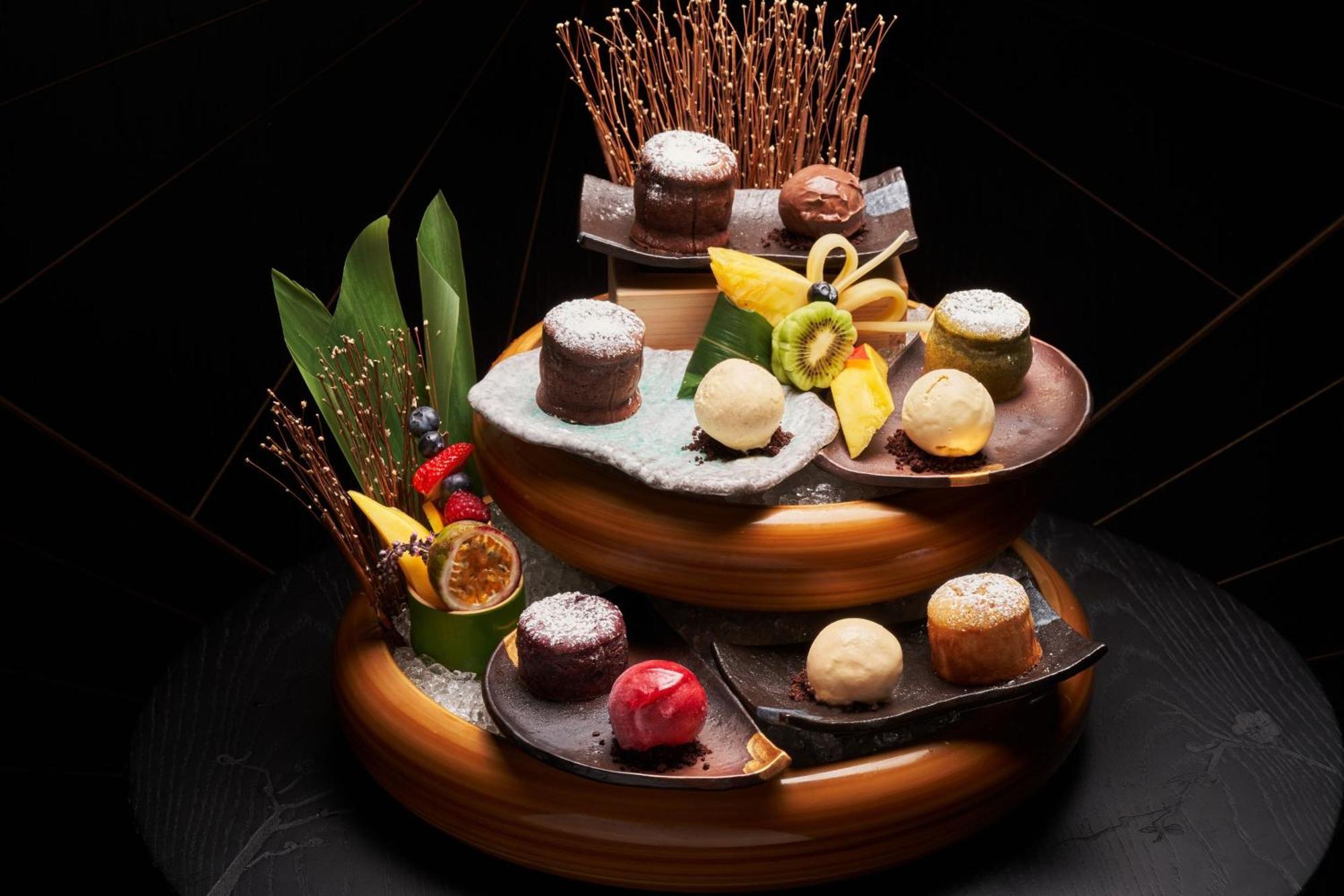 Marriott Resort Palm Jumeirah, ドバイ エクステリア 写真 A selection of chocolate truffles
